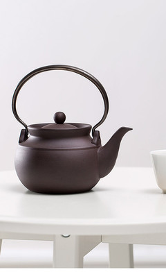 一壶山泉，半盏清欢——品黄汉彰大琼田壶中的工夫茶韵